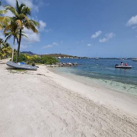Superbe Studio Lumineux, Vue Sur Piscine Et Mer Baie Nettlé Extérieur photo